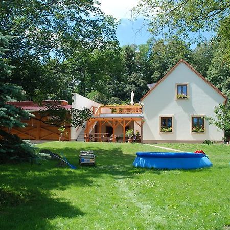 Penzion Stáj Návary Apartamento Exterior foto