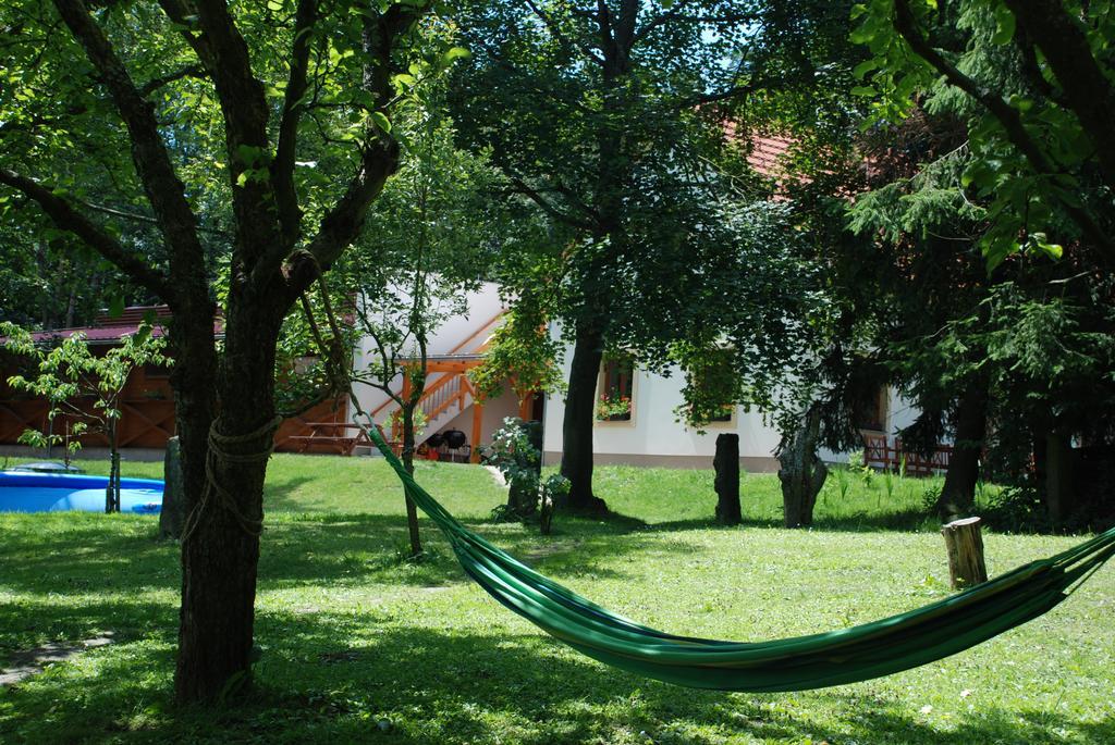 Penzion Stáj Návary Apartamento Exterior foto