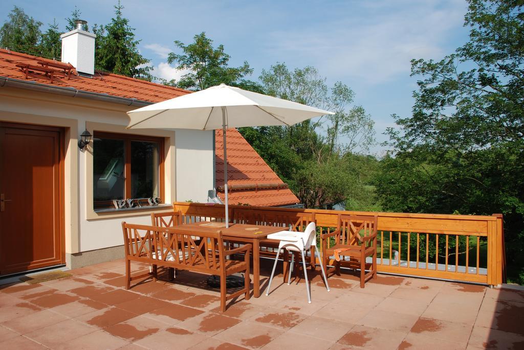 Penzion Stáj Návary Apartamento Exterior foto